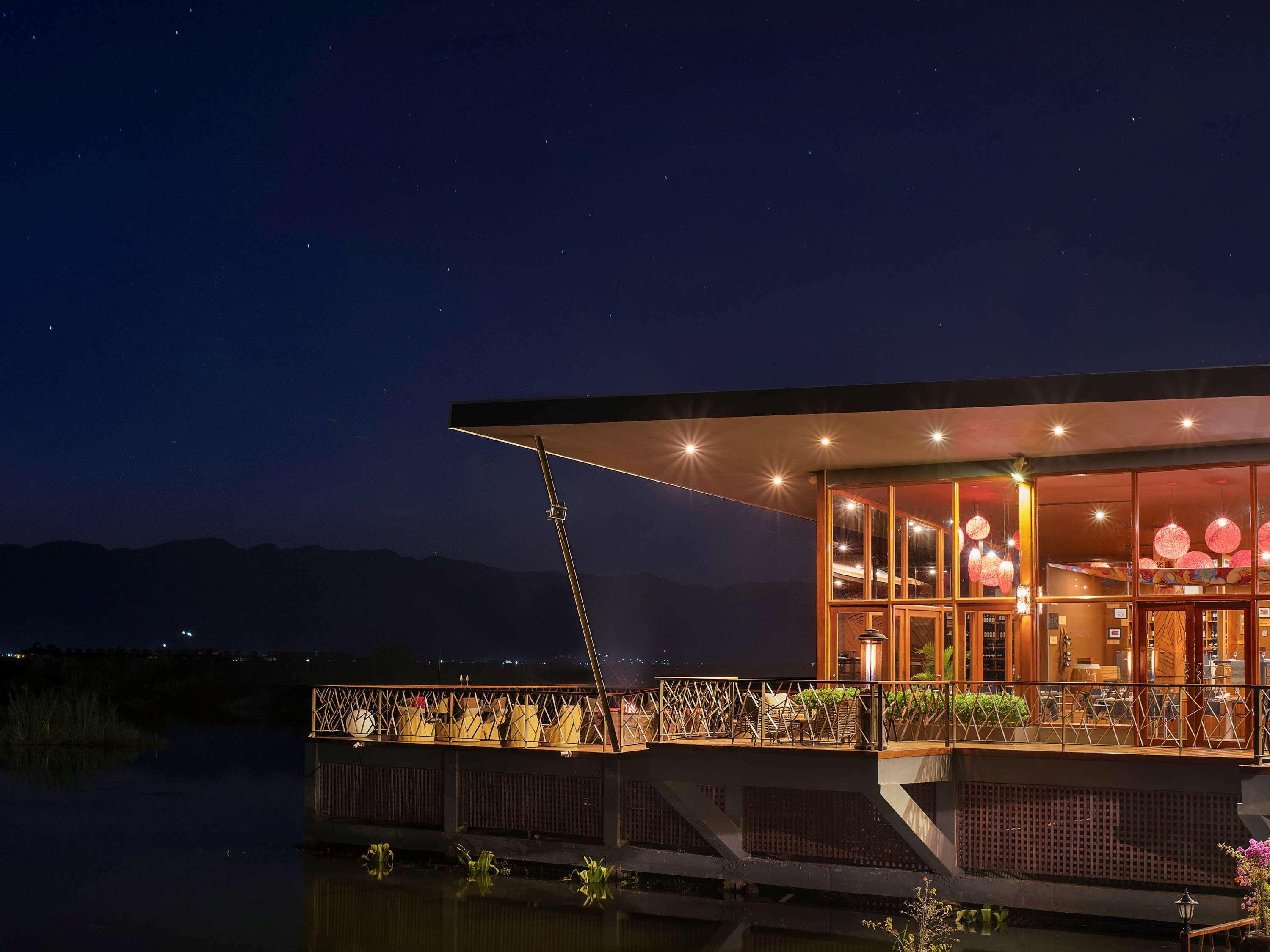 Novotel Inle Lake Myat Min Buitenkant foto